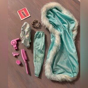 Magic moves Barbie’s 1985 clothing and accessories